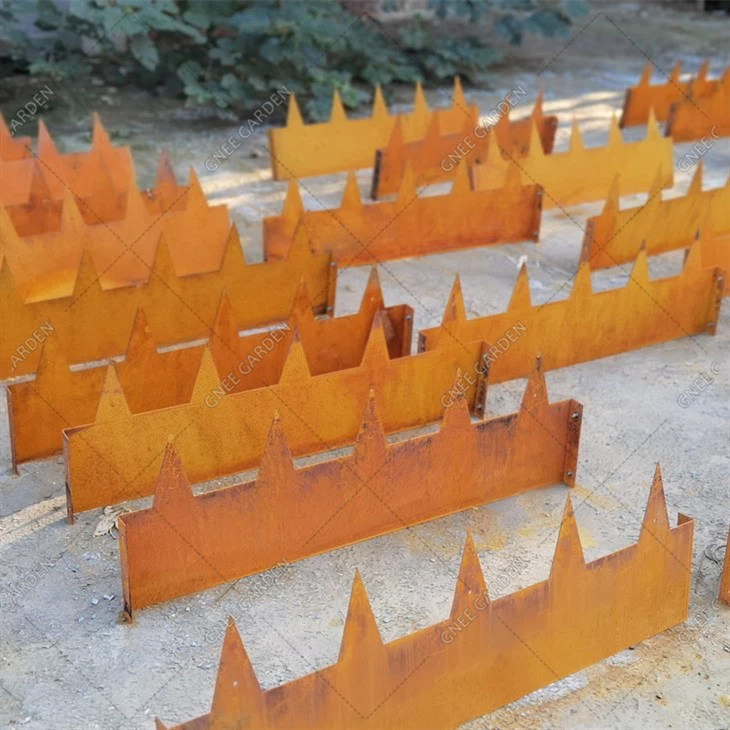 कॉर्टन स्टील रेज़्ड प्लांटर बेड