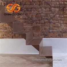 कॉर्टन स्टील ओपन न्यूएल सीढ़ियाँ