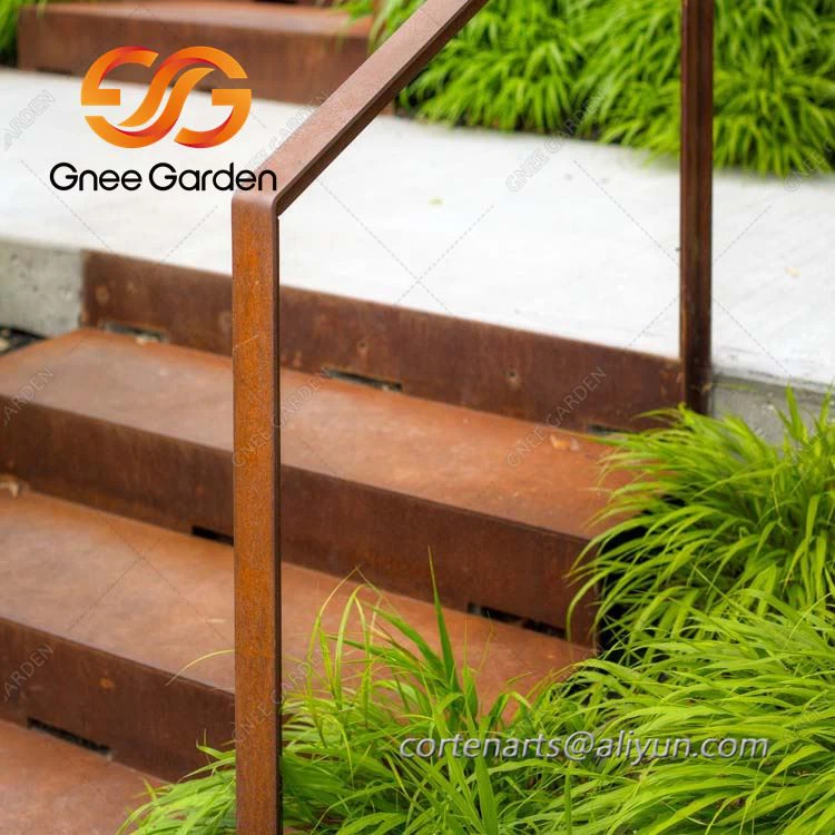 वेदरिंग स्टील आउटडोर सर्पिल सीढ़ी