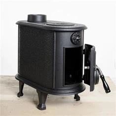 बिक्री के लिए ब्लैक कास्ट आयरन स्टोव